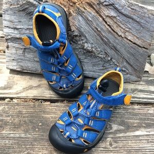 Kids Keen Yellow and Blue Sandals with toe guard